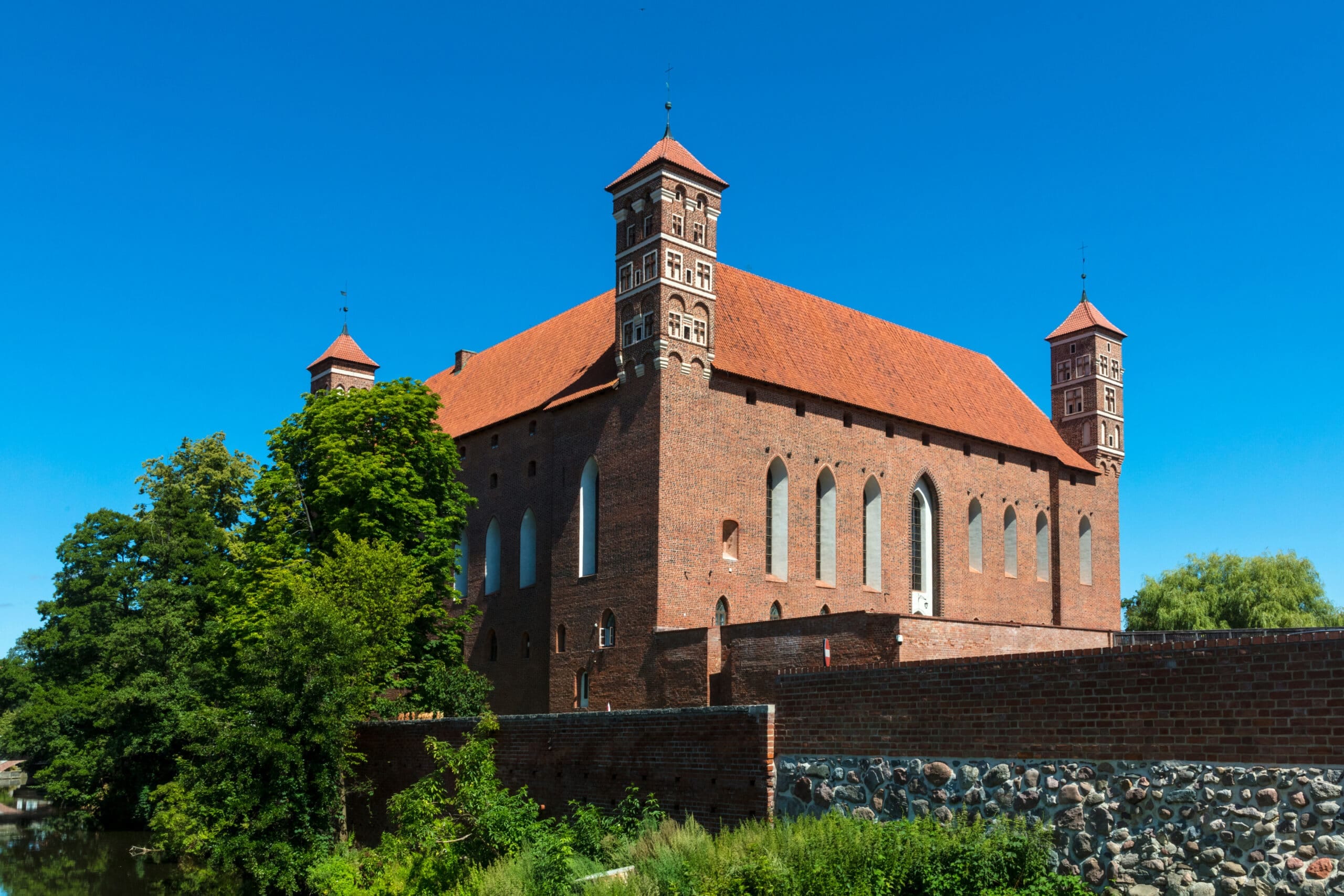 Zabiegi SPA w Zamku Gniew: przewodnik po relaksie