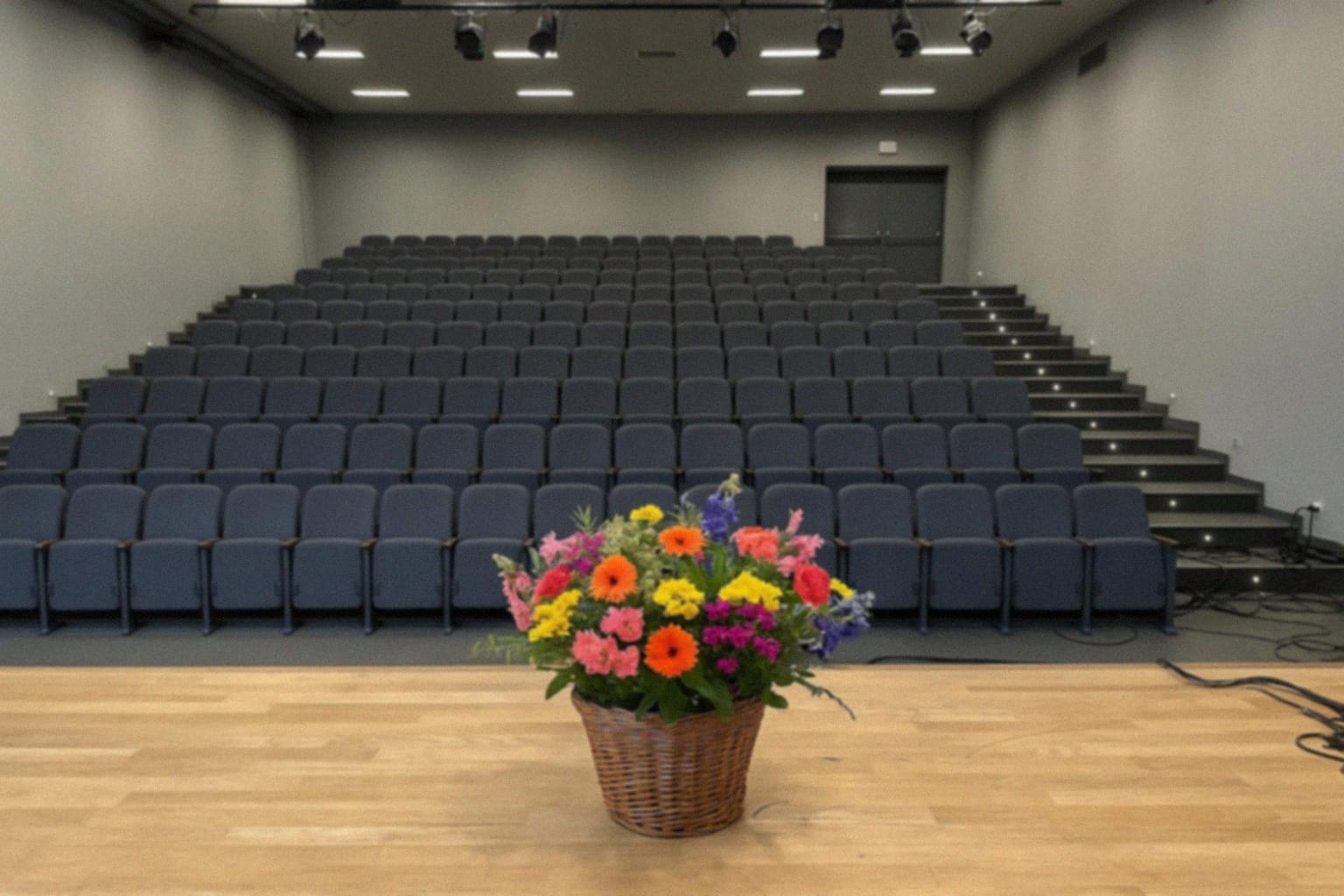 Komedia „Zakręcona wprowadzka” w Lublinie – zaproszenie na wyjątkowe wydarzenie