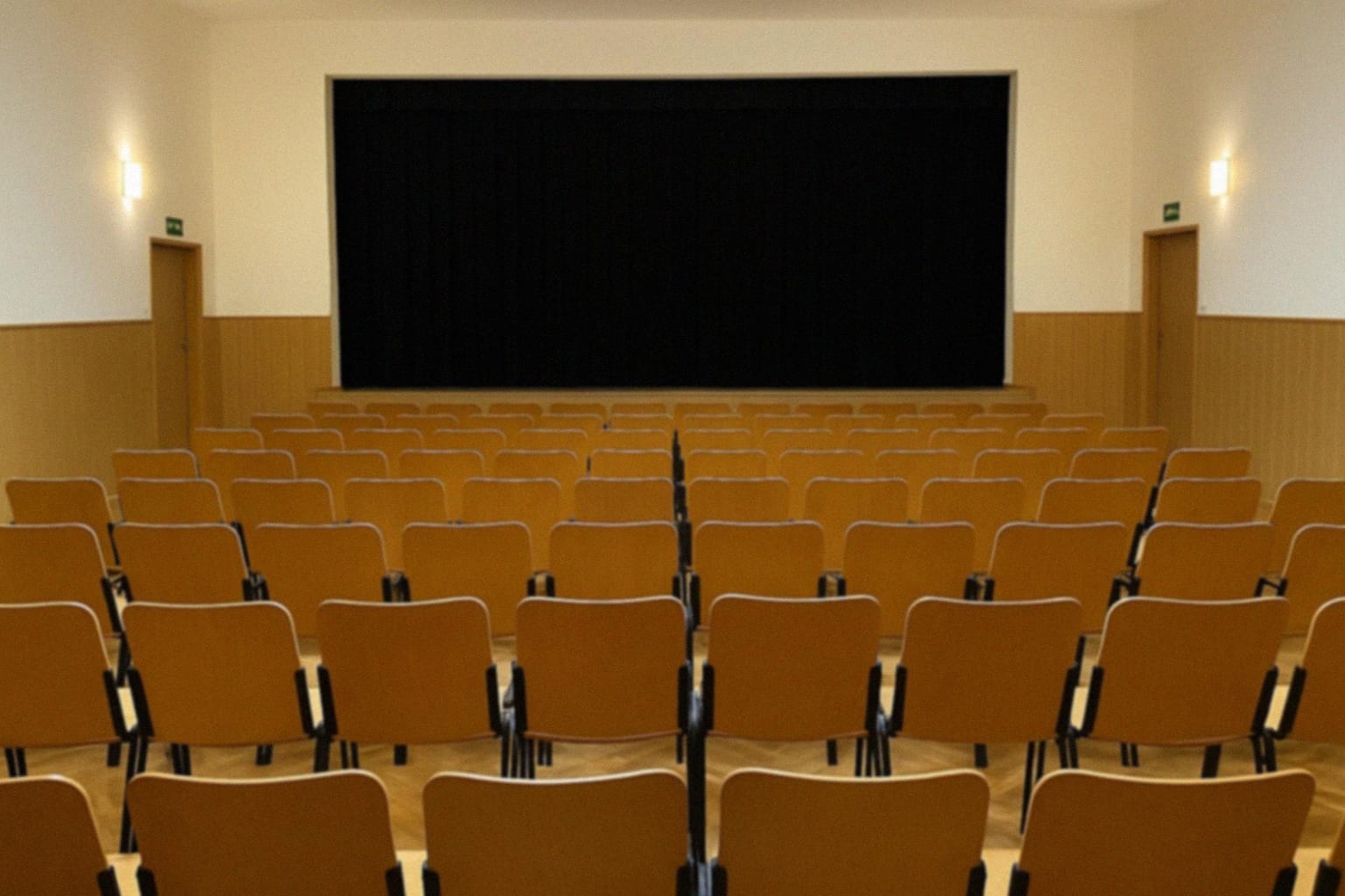 Wernisaż akwareli Stanisława Pokorskiego w Miejskim Domu Kultury w Lublińcu