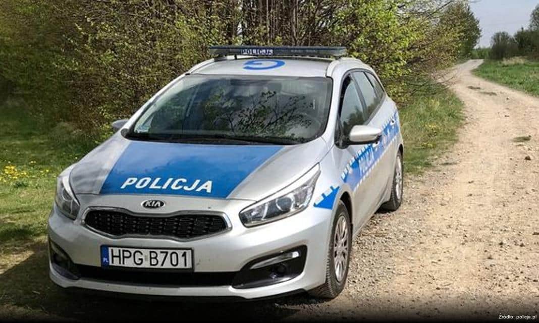 Uwaga, oszuści internetowi w czasie wakacji!